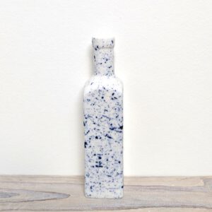 Olievaasje - wit blauw spetters